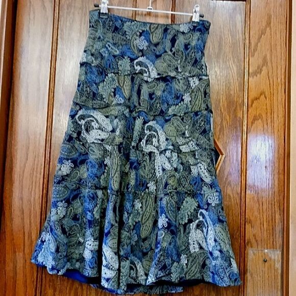 Jones New York Silk Paisley Tiered Skirt - Picture 1 of 11